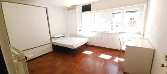 4 rooms Apartment in Rome, Italy No. 328591 13