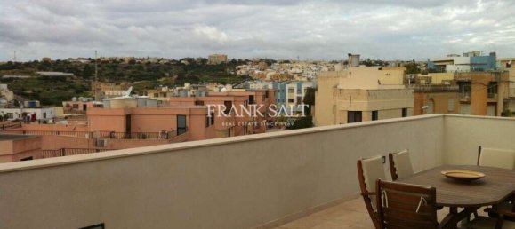 2 bedrooms Penthouse in Swieqi, Malta No. 3709 15