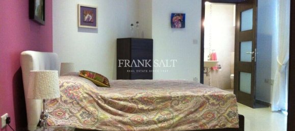 2 bedrooms Penthouse in Swieqi, Malta No. 3709 12