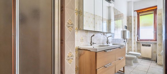 5 bedrooms Apartment in Turin, Italy No. 340451 12