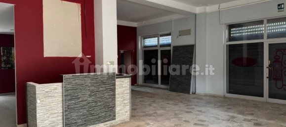 Коммерческая недвижимость с 1 комнатой в Чампино, Италия № 336595 14