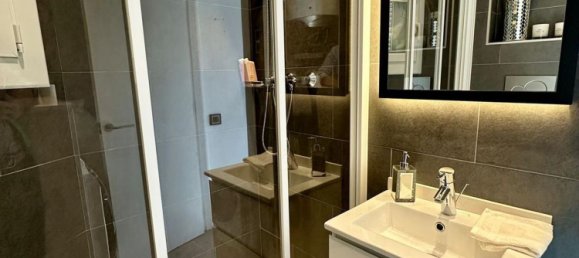 1 Schlafzimmer Penthouse in Ciutat Vella, Spain, Nr. 169884 23