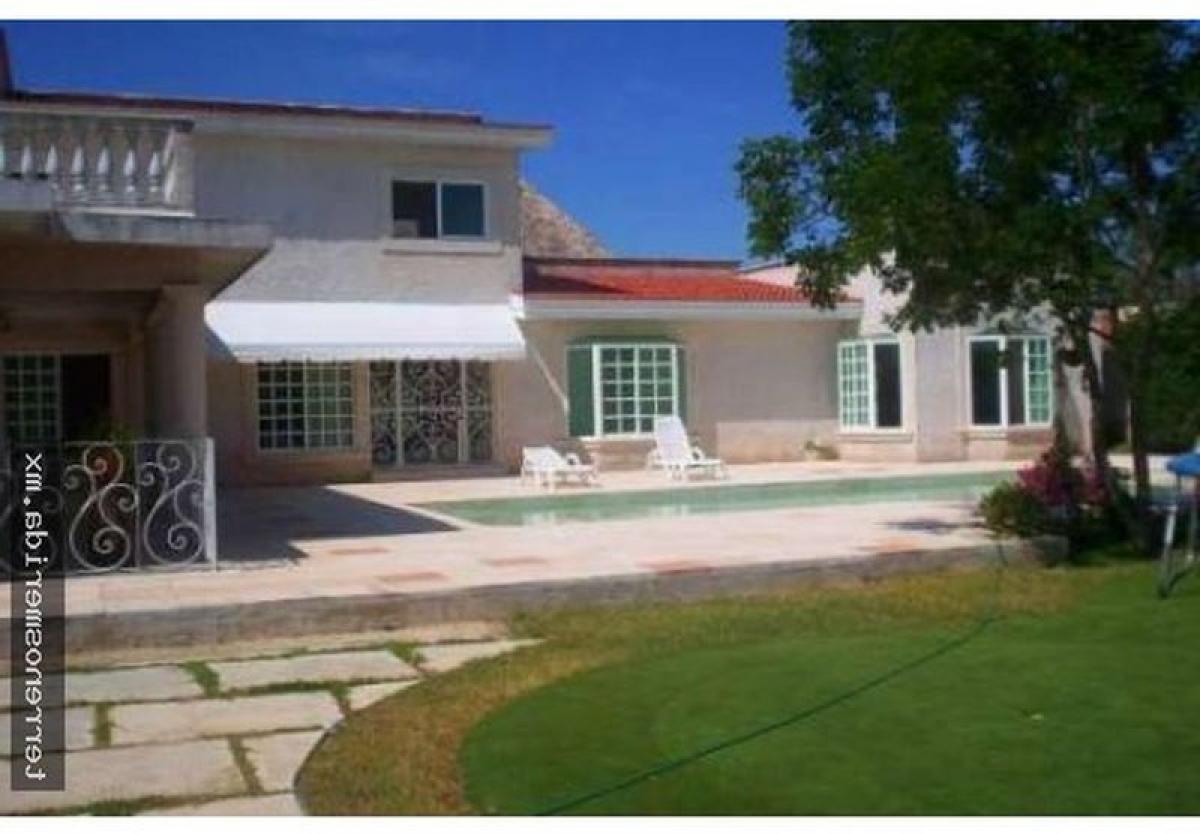 4 bedrooms House in Yucatan, Mexico No. 174658