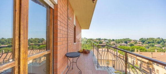 Apartamento de 3 habitaciónes en Ariccia, Italy No. 347046 9