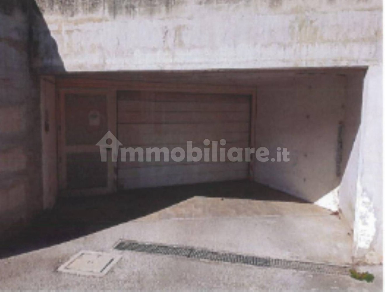 1 bedroom Garage in Campobasso, Italy No. 313433