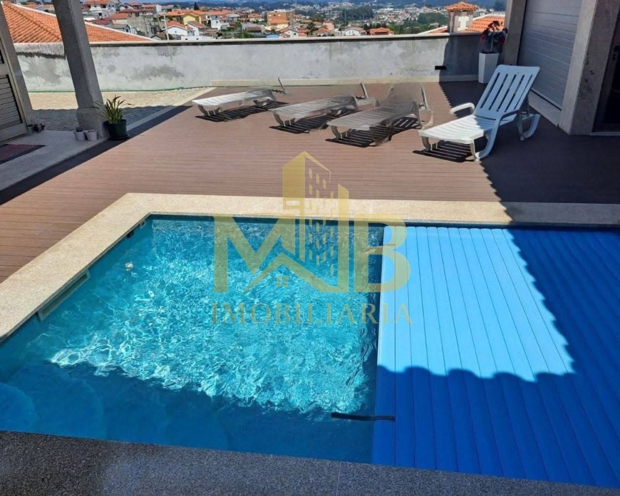 Casa de 3 dormitorios en Paredes, Portugal No. 232316