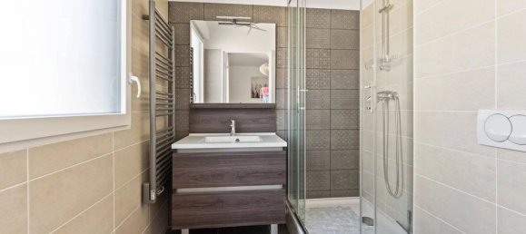 3 bedrooms Apartment in Garches, France No. 119925 10