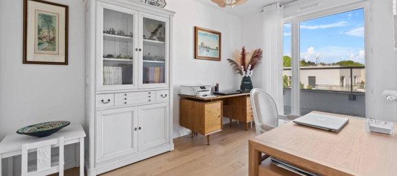 3 bedrooms Apartment in Garches, France No. 119925 12