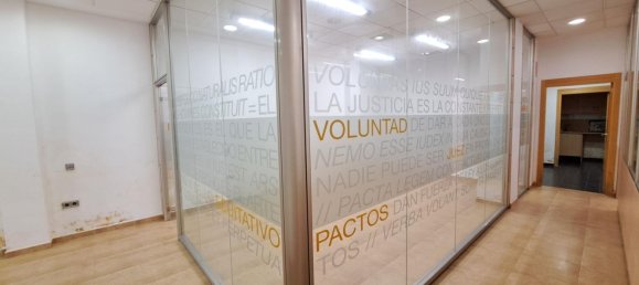 Propriété commerciale à Algemesi, Spain 174m² No. 99863 18