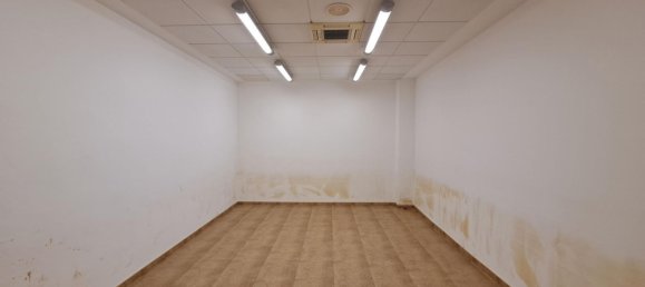 Propriété commerciale à Algemesi, Spain 174m² No. 99863 10