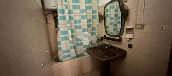 Casa de 4 habitaciónes en Montesarchio, Italy No. 31960 16