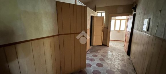 Casa de 4 habitaciónes en Montesarchio, Italy No. 31960 30