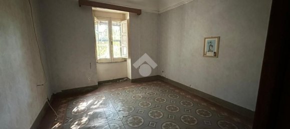 Casa de 4 habitaciónes en Montesarchio, Italy No. 31960 17