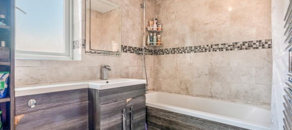 2 bedrooms Apartment in Feltham, United Kingdom No. 9848 9