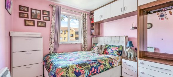 2 bedrooms Apartment in Feltham, United Kingdom No. 9848 6