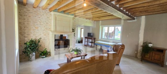 5 Schlafzimmer Haus in Indre, France, Nr. 274434 12