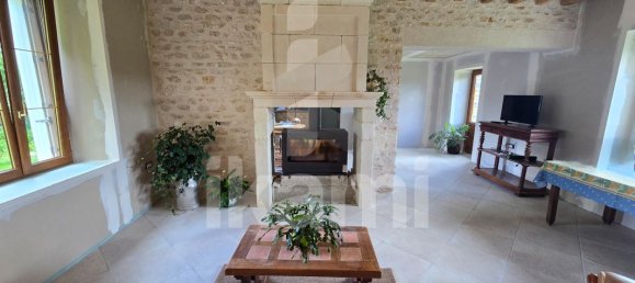 5 Schlafzimmer Haus in Indre, France, Nr. 274434 8