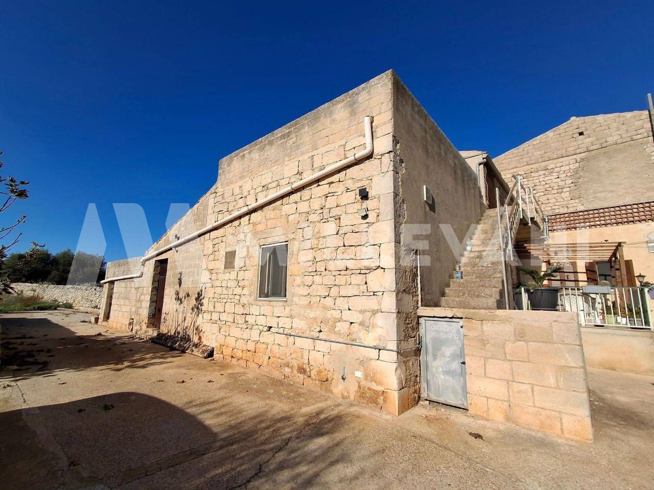 Villa de 7 habitaciónes en Modica, Italy No. 38296