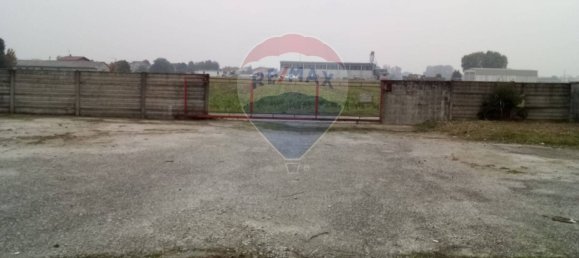 1638m² Warehouse in Casalmaggiore, Italy No. 265351 22