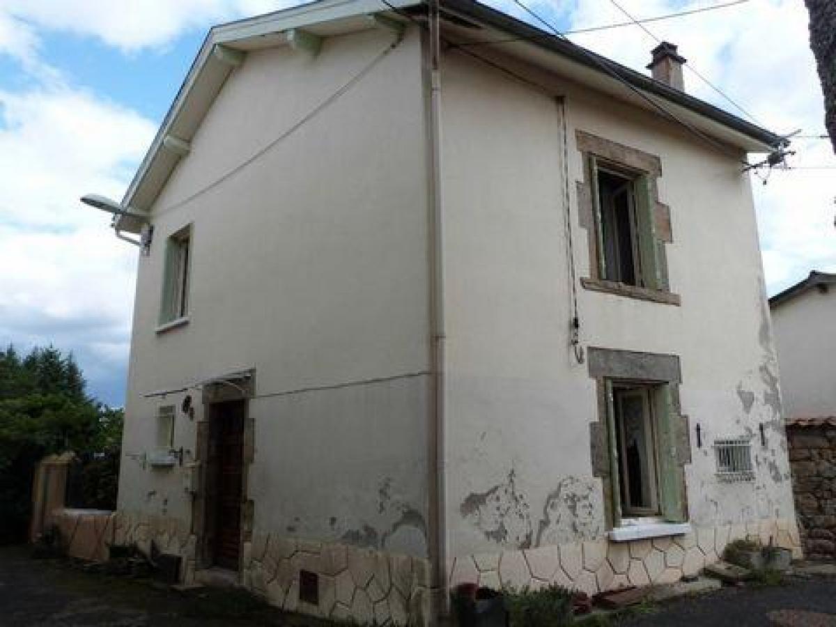 2 Schlafzimmer Haus in Thiers, France, Nr. 10673