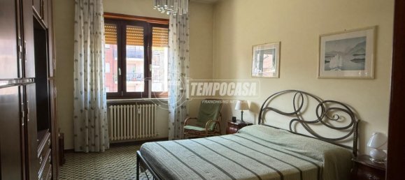 3 rooms Apartment in Moncalieri, Italy No. 305166 3