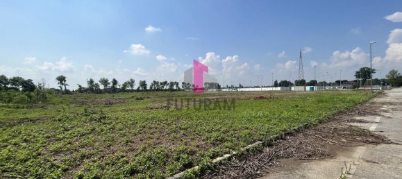 Terreno em Piazzola sul Brenta, Italy 11400 m² N.º 122892 22