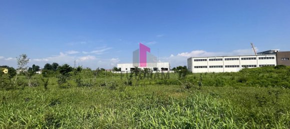 Terreno em Piazzola sul Brenta, Italy 11400 m² N.º 122892 5