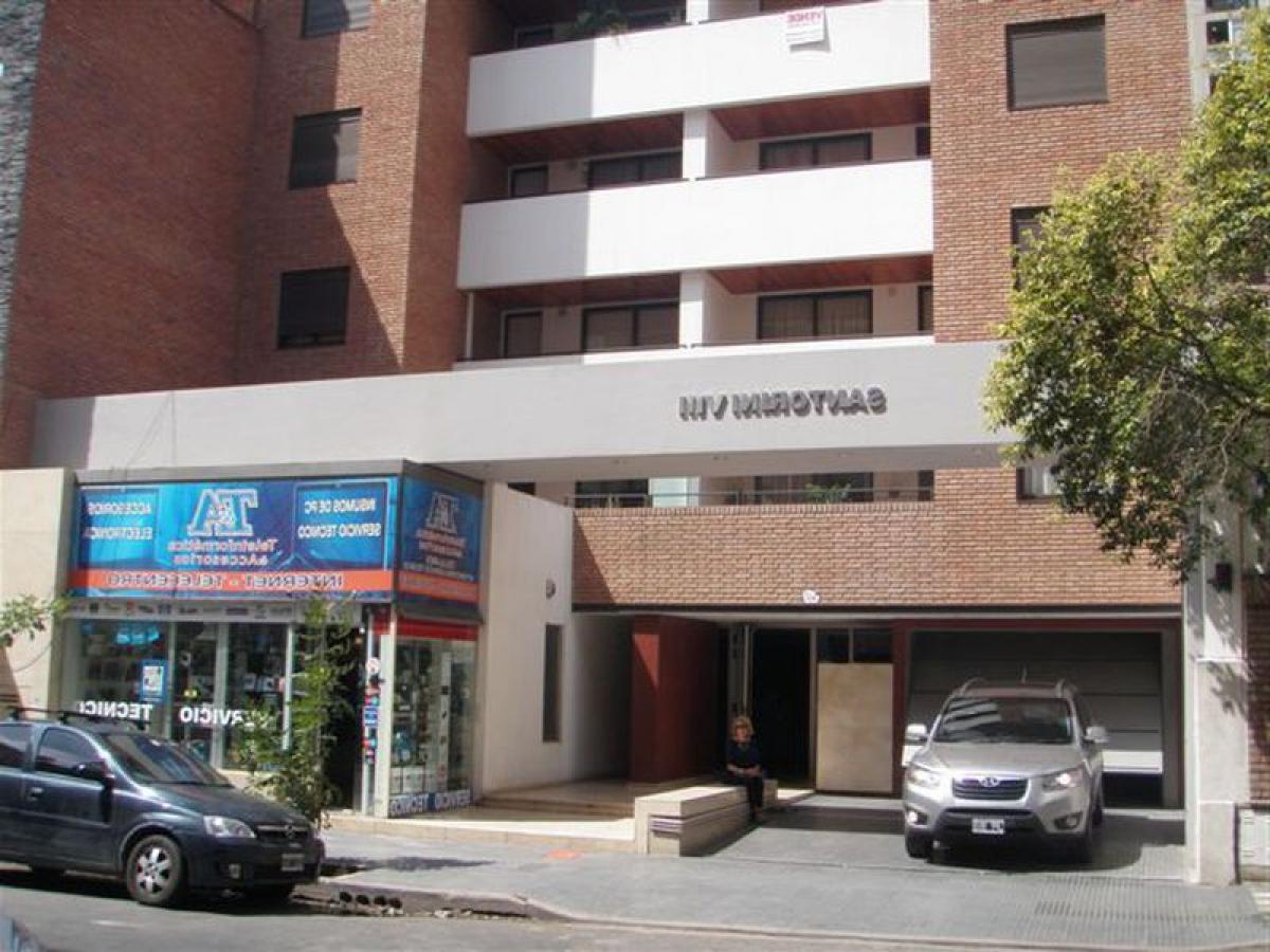 5 bedrooms House in Cordoba, Argentina No. 53063