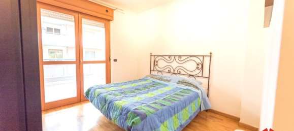 1 bedroom Apartment in Rome, Italy No. 201773 12