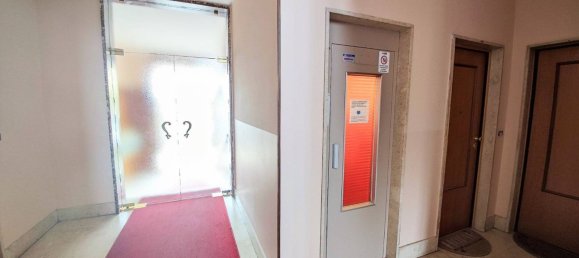 Apartamento de 3 divisões em Turin, Italy N.º 8736 3