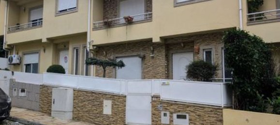 3 bedrooms House in Lousada, Portugal No. 19224 23