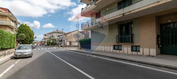 4 bedrooms Apartment in Piedimonte Etneo, Italy No. 362003 25