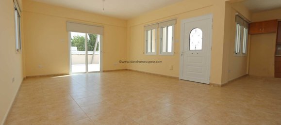 3 bedrooms House in Frenaros, Cyprus No. 23895 5