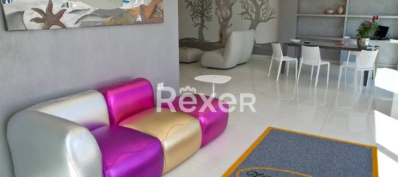 Дом с 14 спальнями в Розето дельи Абруцци, Италия № 345393 4