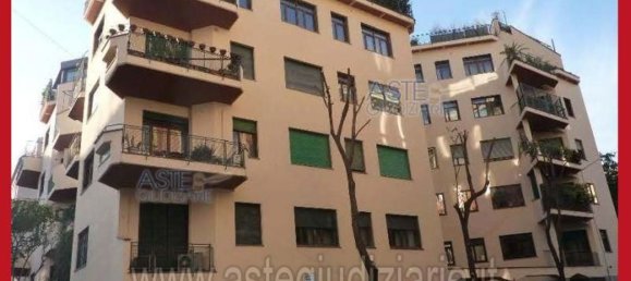 Квартира с 5 спальнями в Рим, Италия № 330834 39