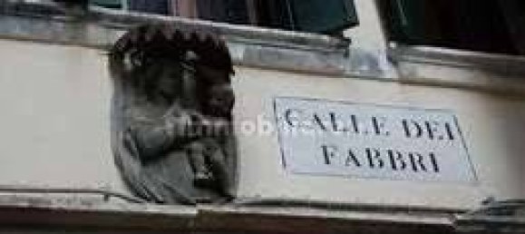 3 rooms Warehouse in Venice, Italy No. 61796 23