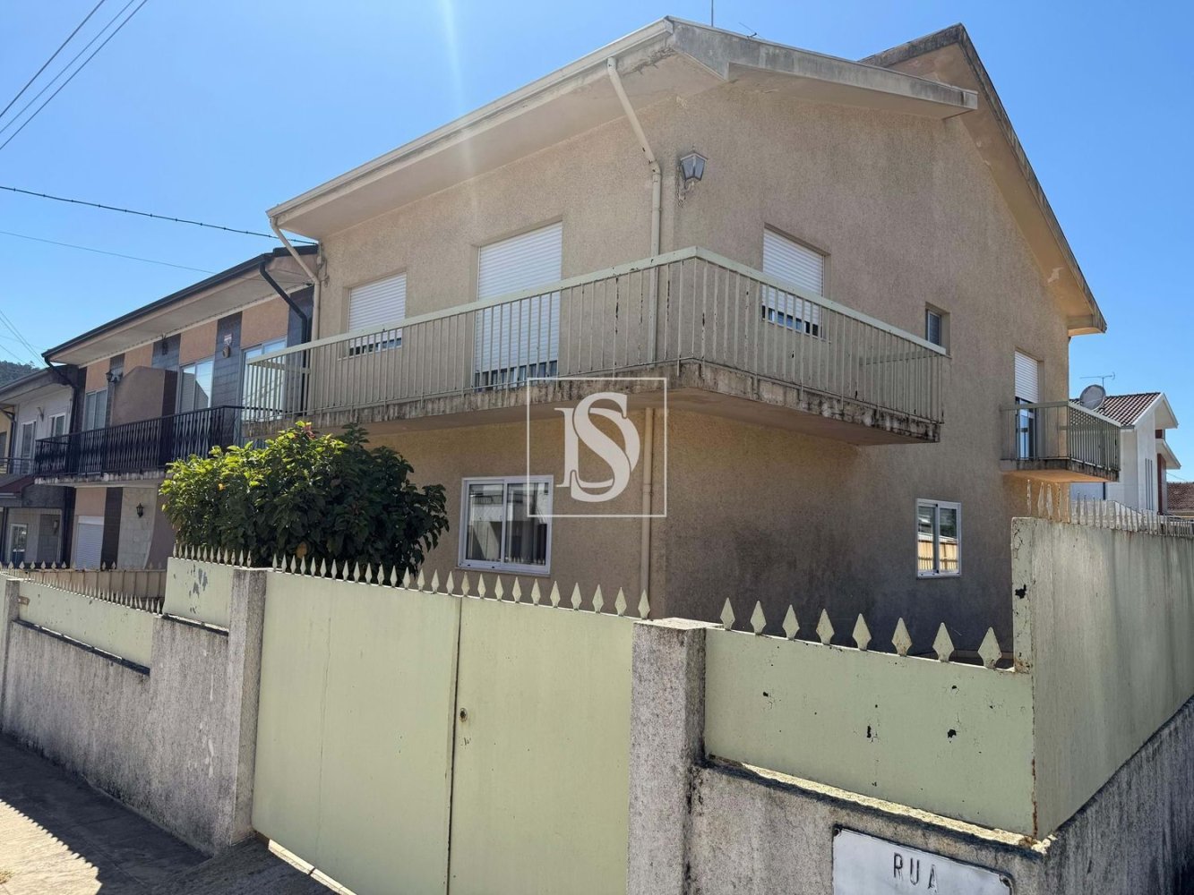 4 chambres Maison à Ermesinde, Portugal No. 218527