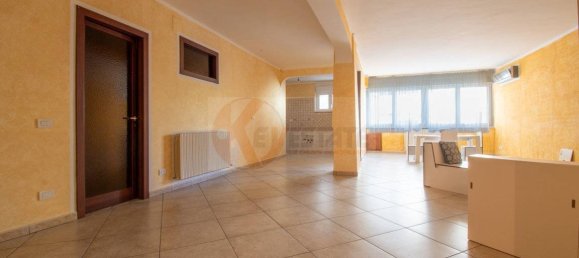 2 bedrooms Apartment in Sassari, Italy No. 288175 9