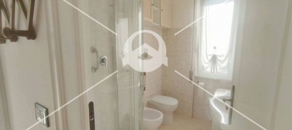 Квартира с 2 спальнями в Пьетра Лигуре, Италия № 358972 20