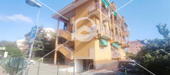 Квартира с 2 спальнями в Пьетра Лигуре, Италия № 358972 23