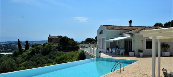 3 bedrooms Villa in Corfu, Greece No. 5249 2