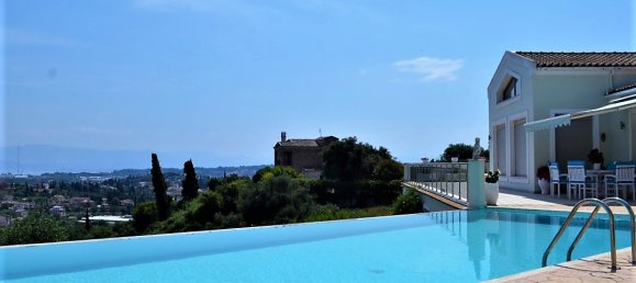 3 bedrooms Villa in Corfu, Greece No. 5249 3