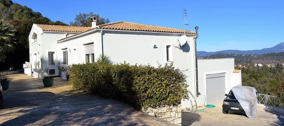 3 bedrooms Villa in Corfu, Greece No. 5249 12