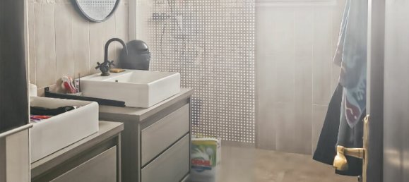 5 bedrooms House in Leognan, France No. 361872 5