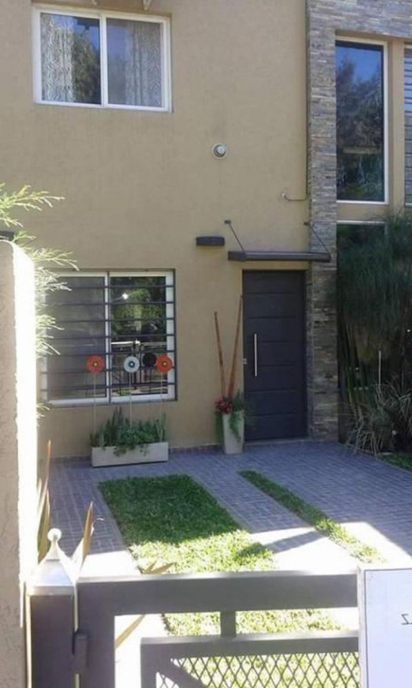 3 Schlafzimmer Haus in Ezeiza, Argentina, Nr. 2874