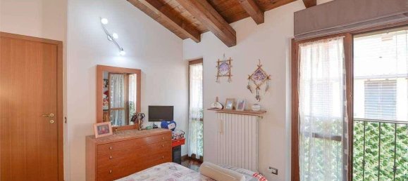 Apartamento de 2 dormitorios en Ponte Lambro, Italy No. 176236 8