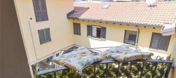 Apartamento de 2 dormitorios en Ponte Lambro, Italy No. 176236 7