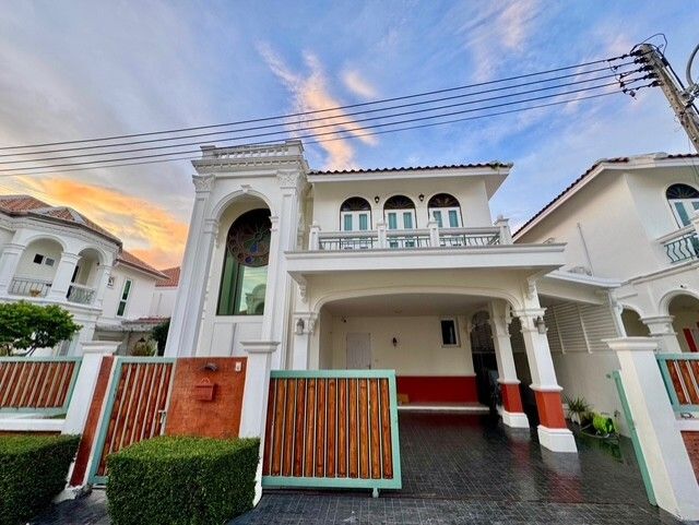 Дом с 4 спальнями в Пхукет, Таиланд № 64605