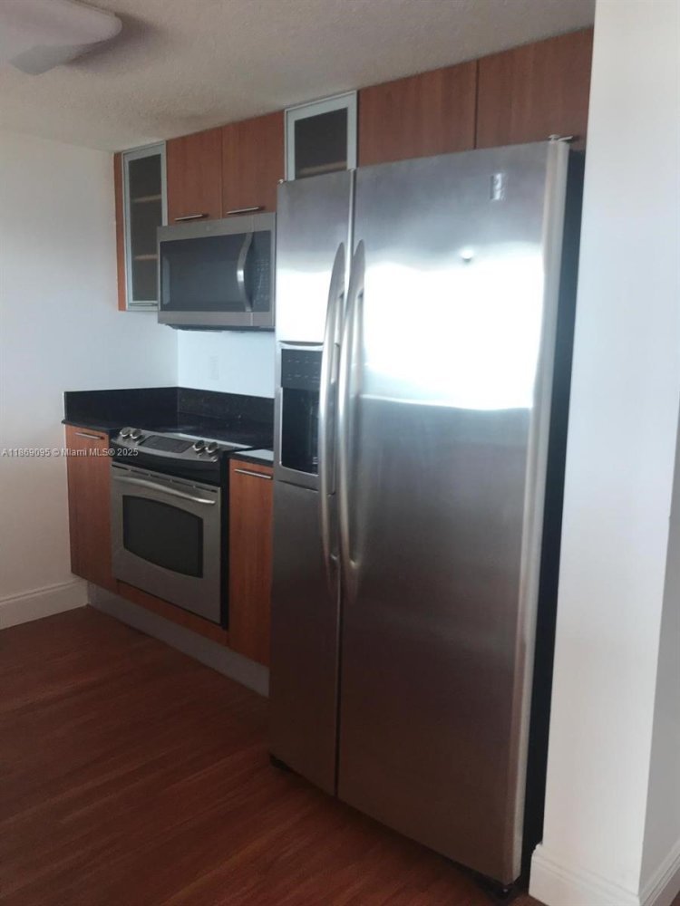 2 Schlafzimmer Gewerbliche Immobilien in Miami, USA, Nr. 614794
