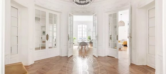 4 bedrooms Apartment in Paris, France No. 174085 31